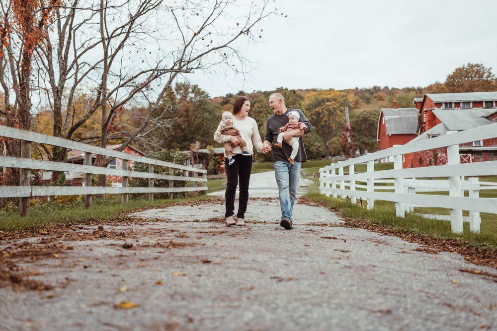 How to Make Baby's First Visit to a Farm Fun and Easy 🐑👶