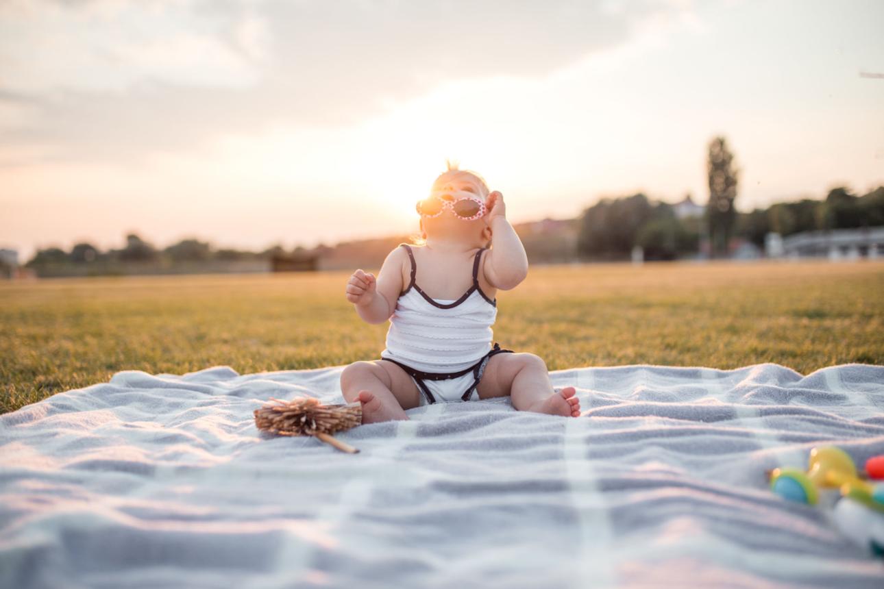 Why Summer Is the Season of Simple Childhood Adventures 🌼