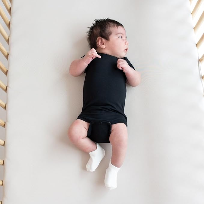 KYTE BABY Unisex Bodysuits, 2-Pack Short Sleeve Baby Bodysuits, 97% Rayon made from Bamboo, 3% Spandex