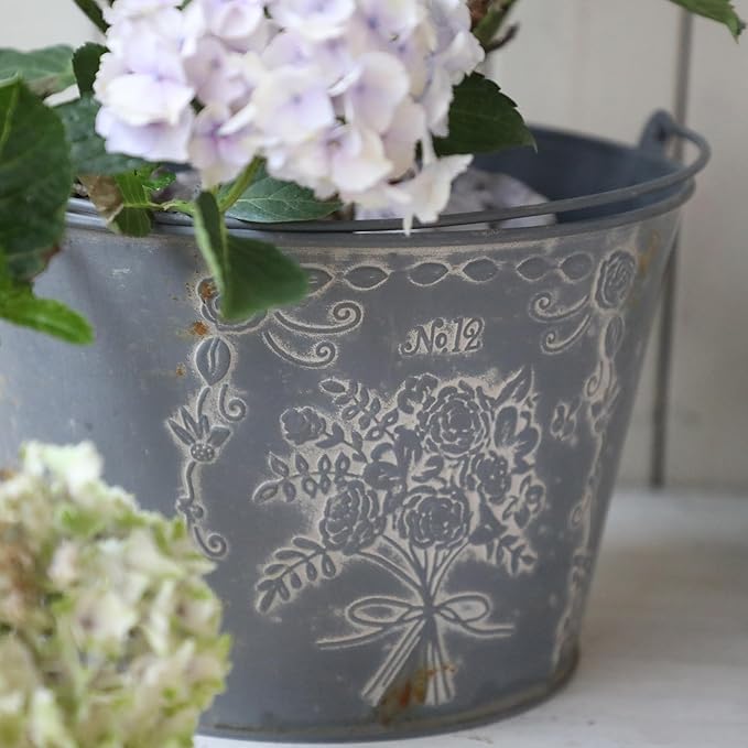 Vintage Embossed Metal Planter Pot with Handle, Rustic Farmhouse Flower Bucket, 11.81" Decorative Garden Pot for Indoor Outdoor Plants, Succulents, Herbs, Home Decor Accent