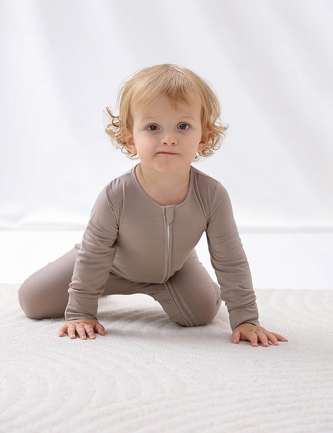 JunNeng Viscose from Bamboo Sleeper with Mittens, 2 Way Zipper Baby Boy Pajamas, Non Slip Sleep'N Play Romper