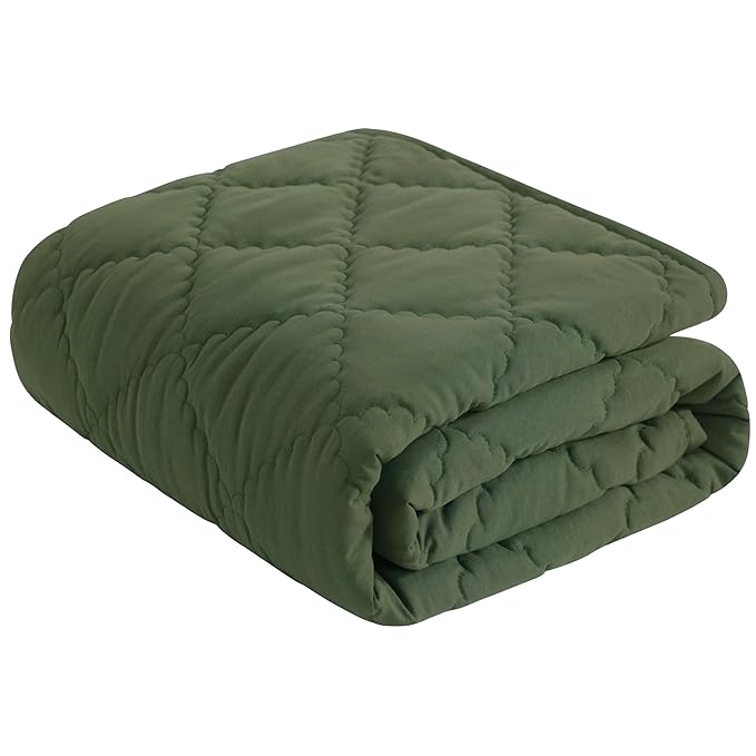 NTBAY Down Alternative Toddler Comforter, Lightweight and Warm Solid Color Baby Crib Quilted Blanket, 39x47 inches, Olive Green