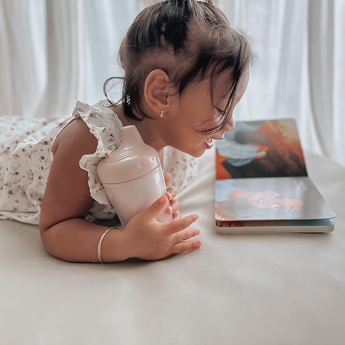 noüka Insulated and Non-Spill Sippy Cup | Leak Proof and Easy Grip | Keeps Drinks Hot or Cold | Wave