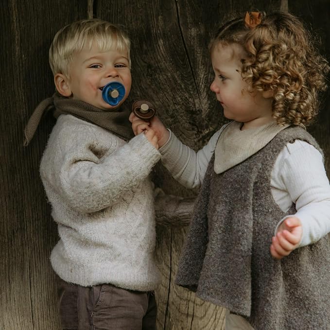 FRIGG Little Viking Natural Rubber Baby Pacifier 2-Pack | Made in Denmark | BPA-Free (Ocean View/Cocoa, 6-18 Months)