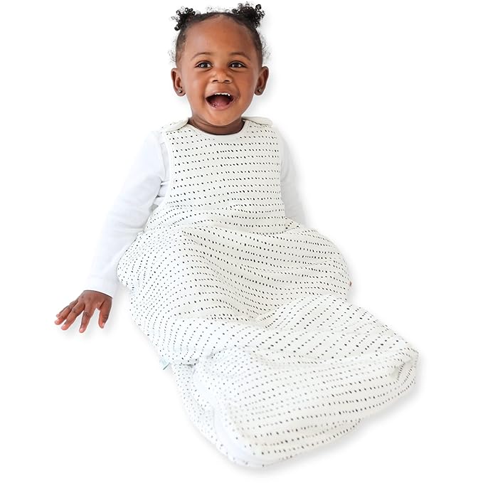 Tealbee Grow with Baby Sleep Sack – Adjustable Fit 6–24 Months for Babies & Toddlers, Soft Rayon from Bamboo Sleep Bag, Winter 1.5 TOG Wearable Blanket with 2-Way Zipper – Brushed Dots