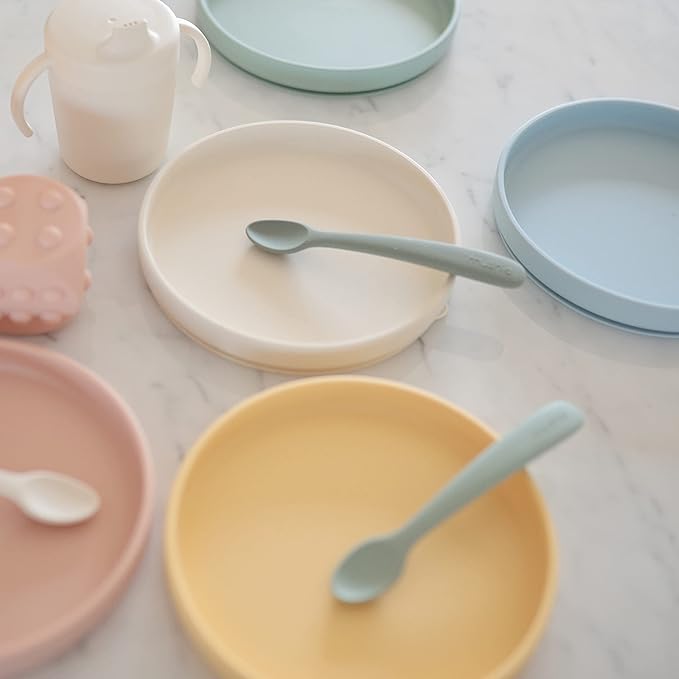 mushie Classic Silicone Suction Plate | BPA-Free Non-Slip Design (Cambridge Blue)