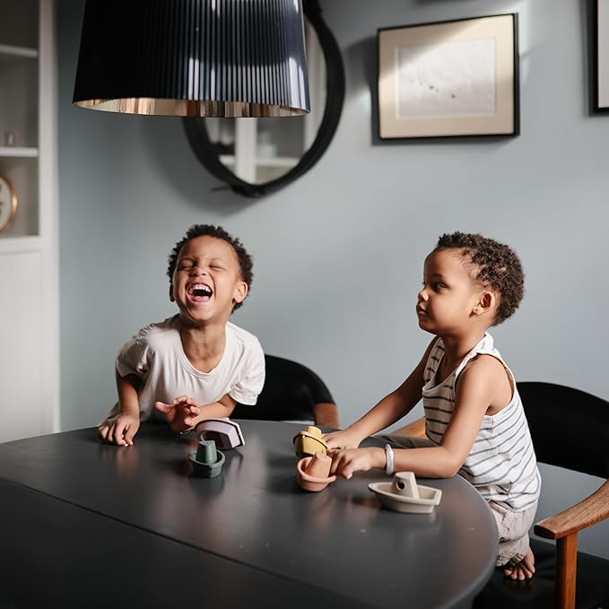 mushie Stackable Bath Boats Toy (Petal) | Floating Bathtub Toys for Baby & Toddler, Set of 5 | Made in Denmark