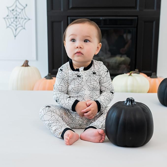 KYTE BABY Unisex Rayon Made From Bamboo Zippered Rompers 0-24 Months