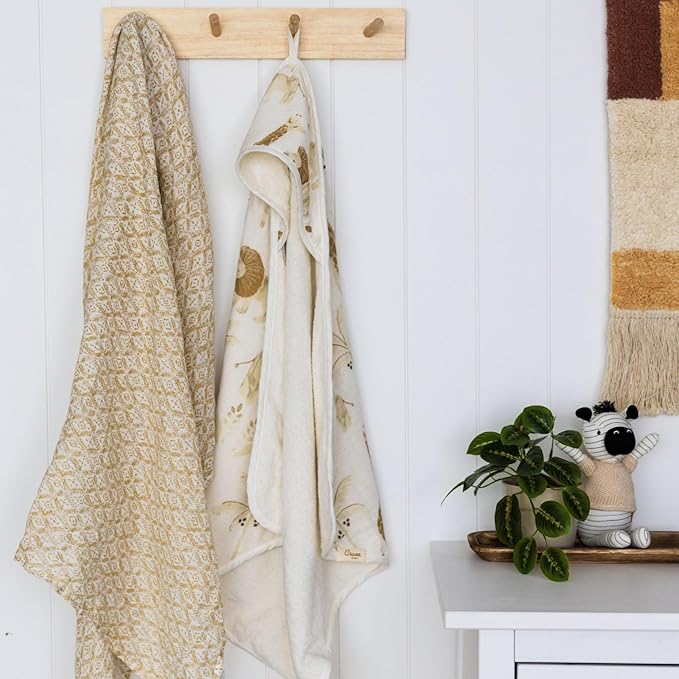 Crane Hooded Towel - 100% Cotton Terry Cloth Hooded Towels, Safari Animal Pattern, 30" x 30", Perfect for Babies' Bath, Pool, Beach & Travel