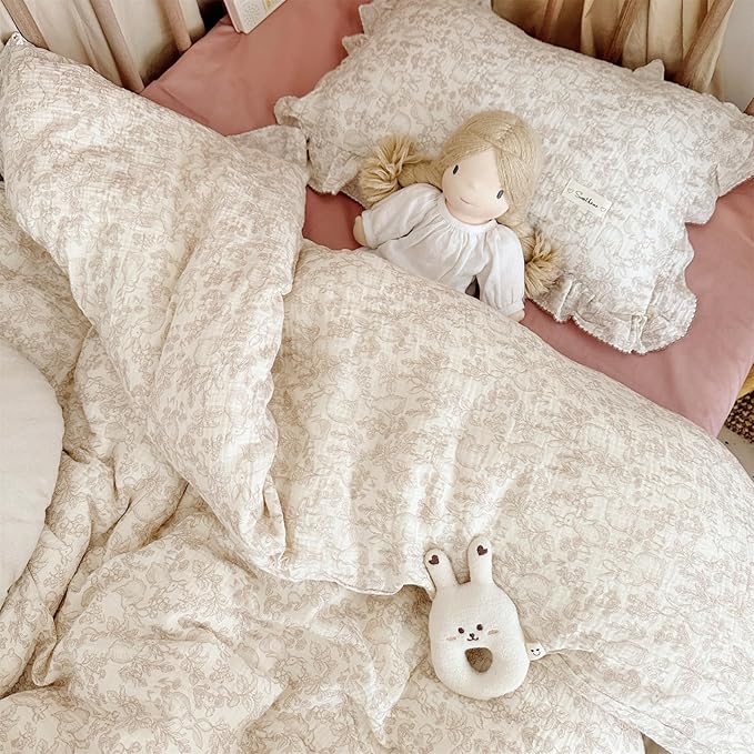 AOJIM Cute Muslin Kids Pillowcase with Forest Themed Pattern, Super Soft Cotton Crib Nursery Pillowcase 1PC for Boys Girls, Ruffled Edges Toddler Bedding for Room Decor, Machine Washable, 14x20 Inches