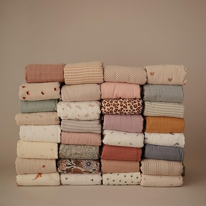 mushie Muslin Baby Swaddle Blanket | 100% Organic Cotton (Roman Green)